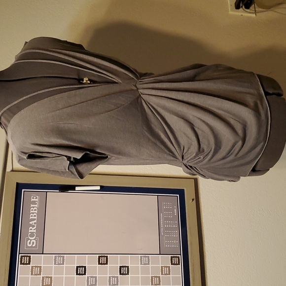 NWT Express Top in Medium Grey - Picture 4 of 16